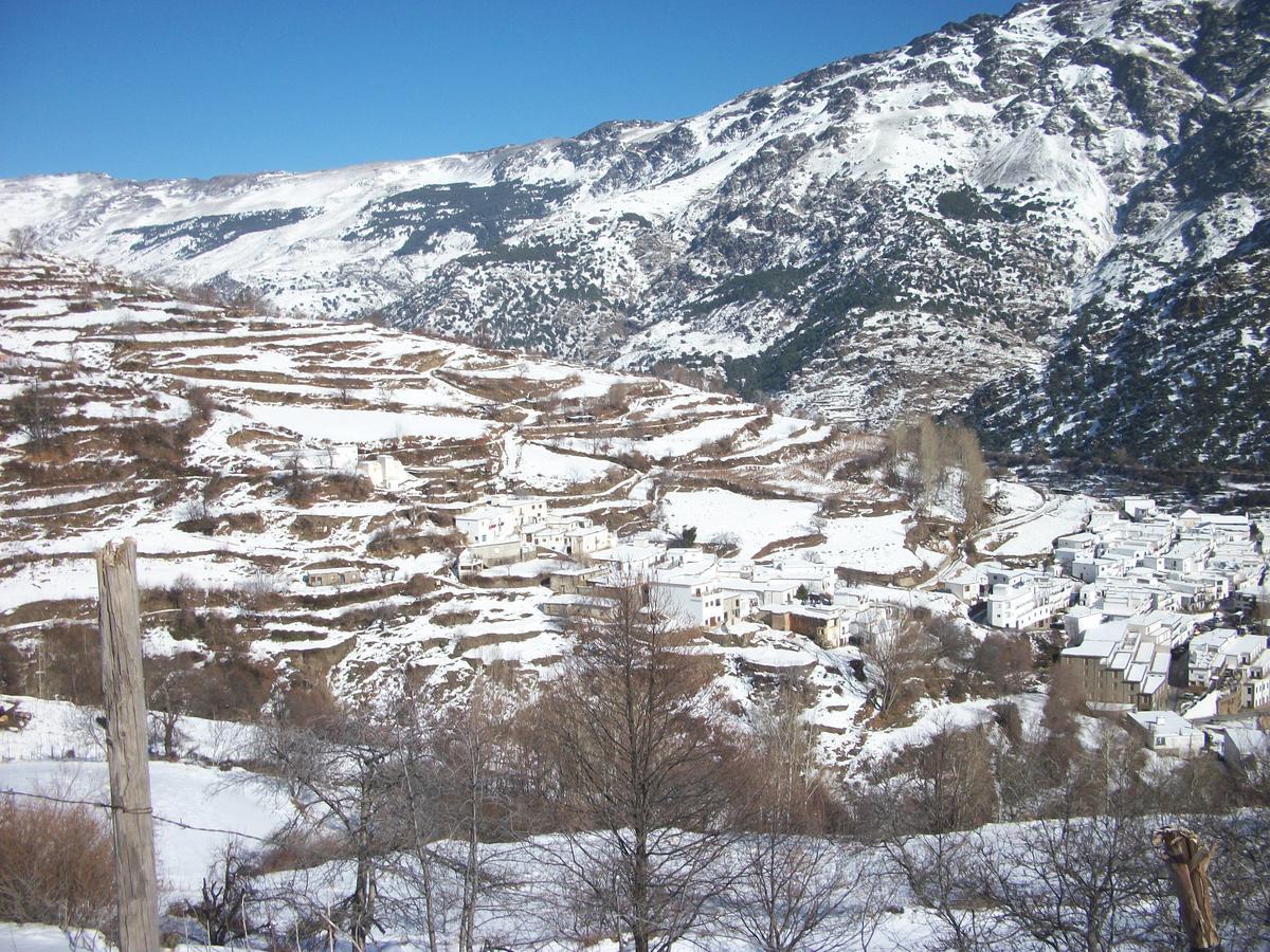 Refugio Alpujarra Alta Trevélez Exterior photo