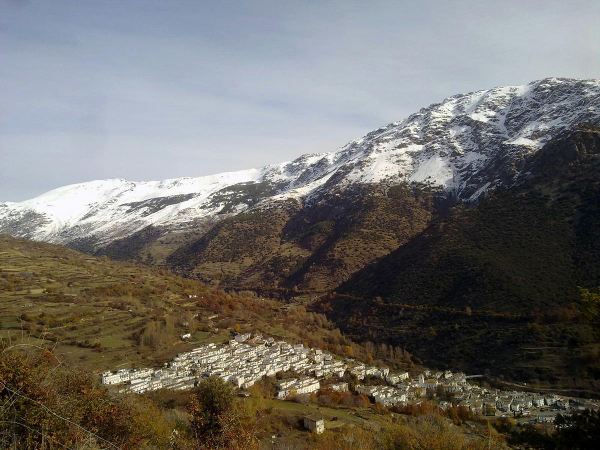 Refugio Alpujarra Alta Trevélez Exterior photo