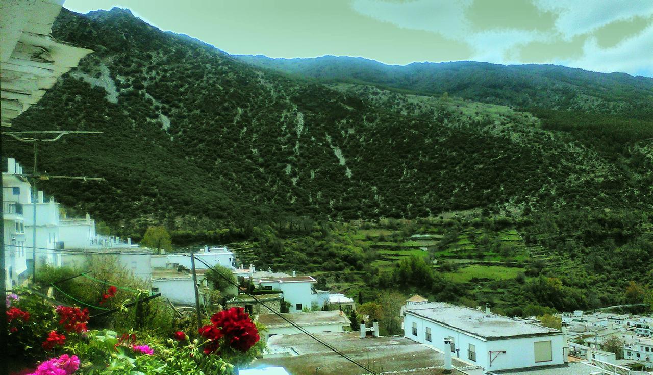 Refugio Alpujarra Alta Trevélez Exterior photo
